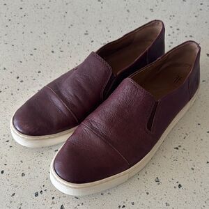 Frye Gemma Slip On Sneaker Burgundy Leather Women’s Size 10 Casual comfort EUC